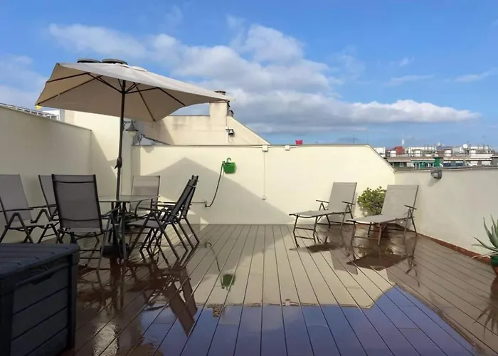 New With Private Rooftop 아파트